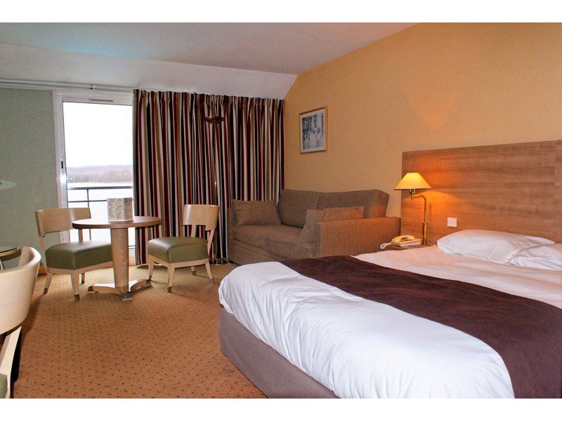 Du Golf De L'ailette, The Originals Relais Hotel Chamouille